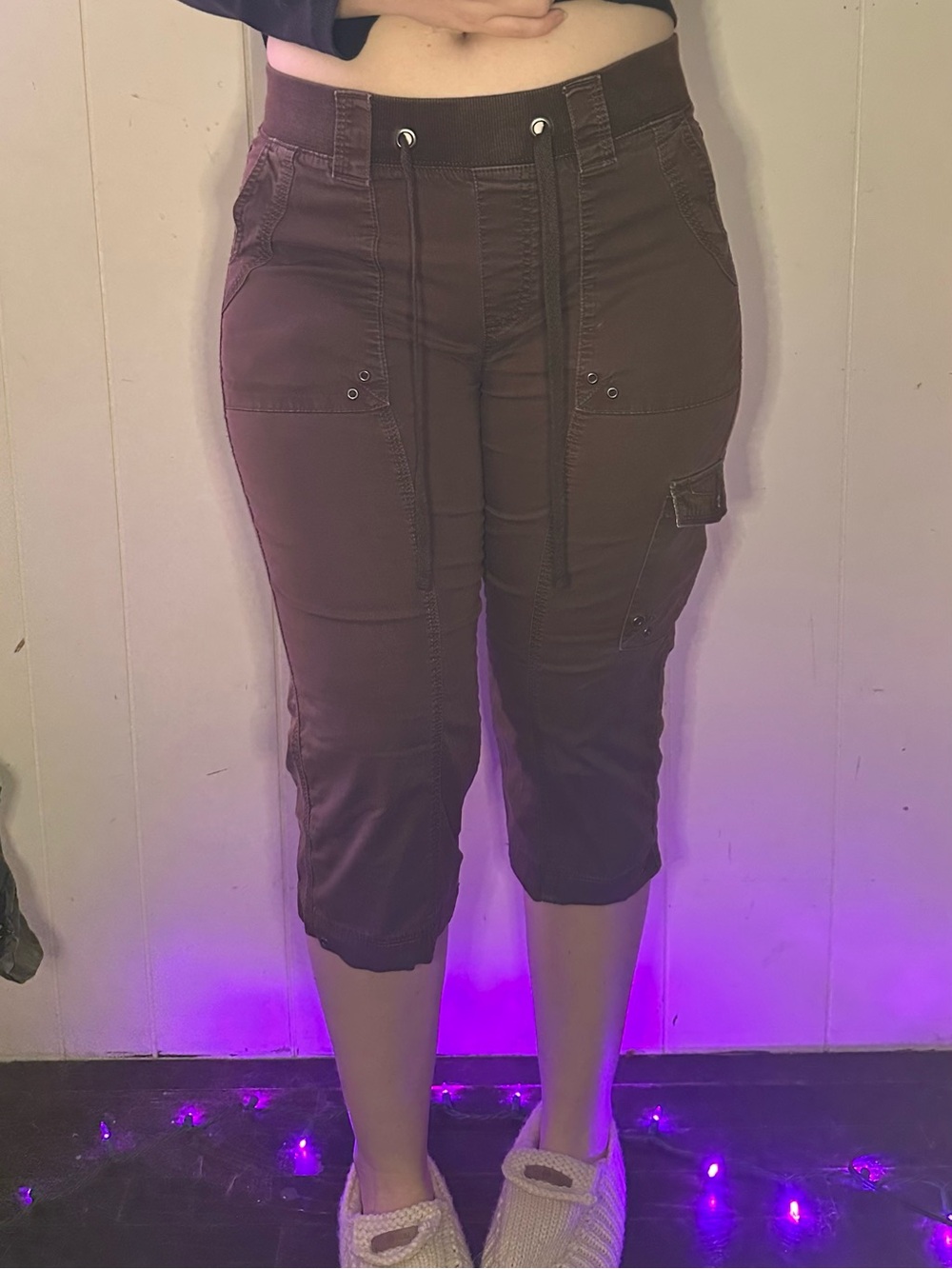 Vintage Y2K Lee Cropped Cargo Drawstring Pants in Chocolate Brown Paisley Detail